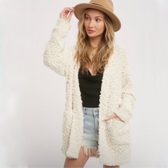 Fuzzy Cream White  Cardigan - Picture 1 of 4